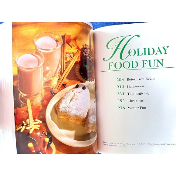 VTG HOLIDAY RECIPES Book America's Favorite Brand Name !997 Gifts From Kitchen - Picture 2 of 13